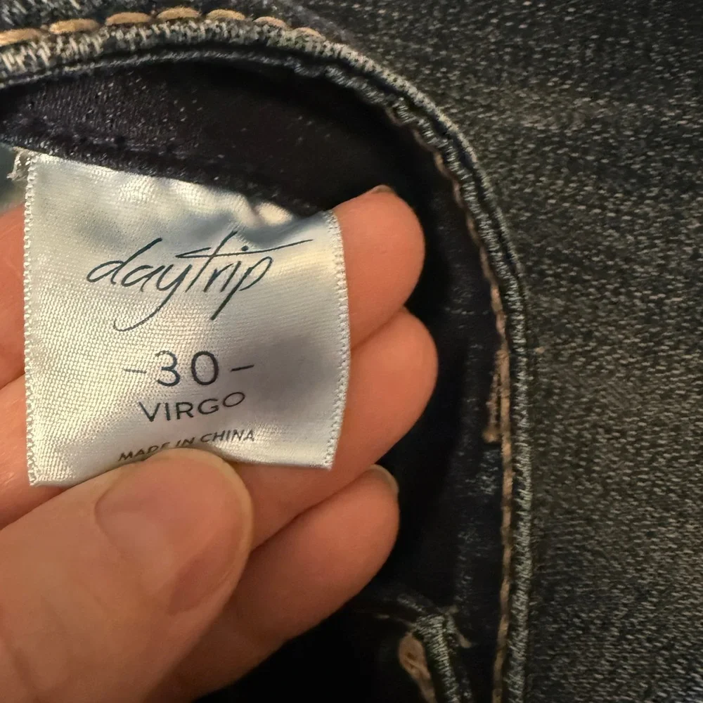 Daytrip Virgo Jeans Size 30 Dark Wash Stretch Bootcut Flare Denim